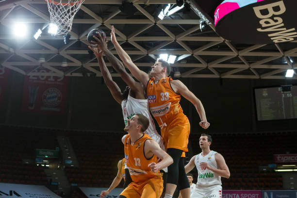 在门兴身上 在门兴身上