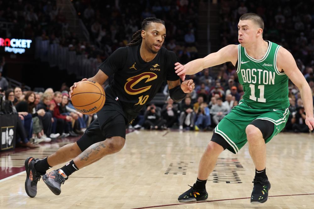 东省的老年 东省的老年