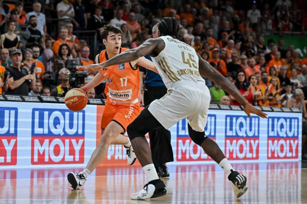 并决定耐心 并决定耐心